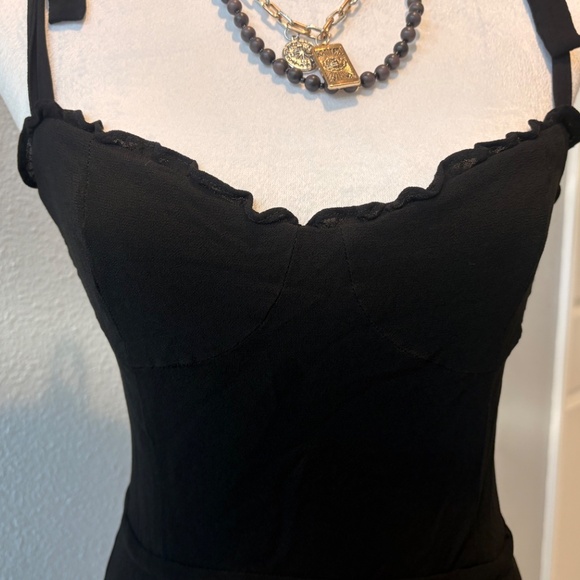 Reformation Christine ruffle hem dress - Picture 3 of 6